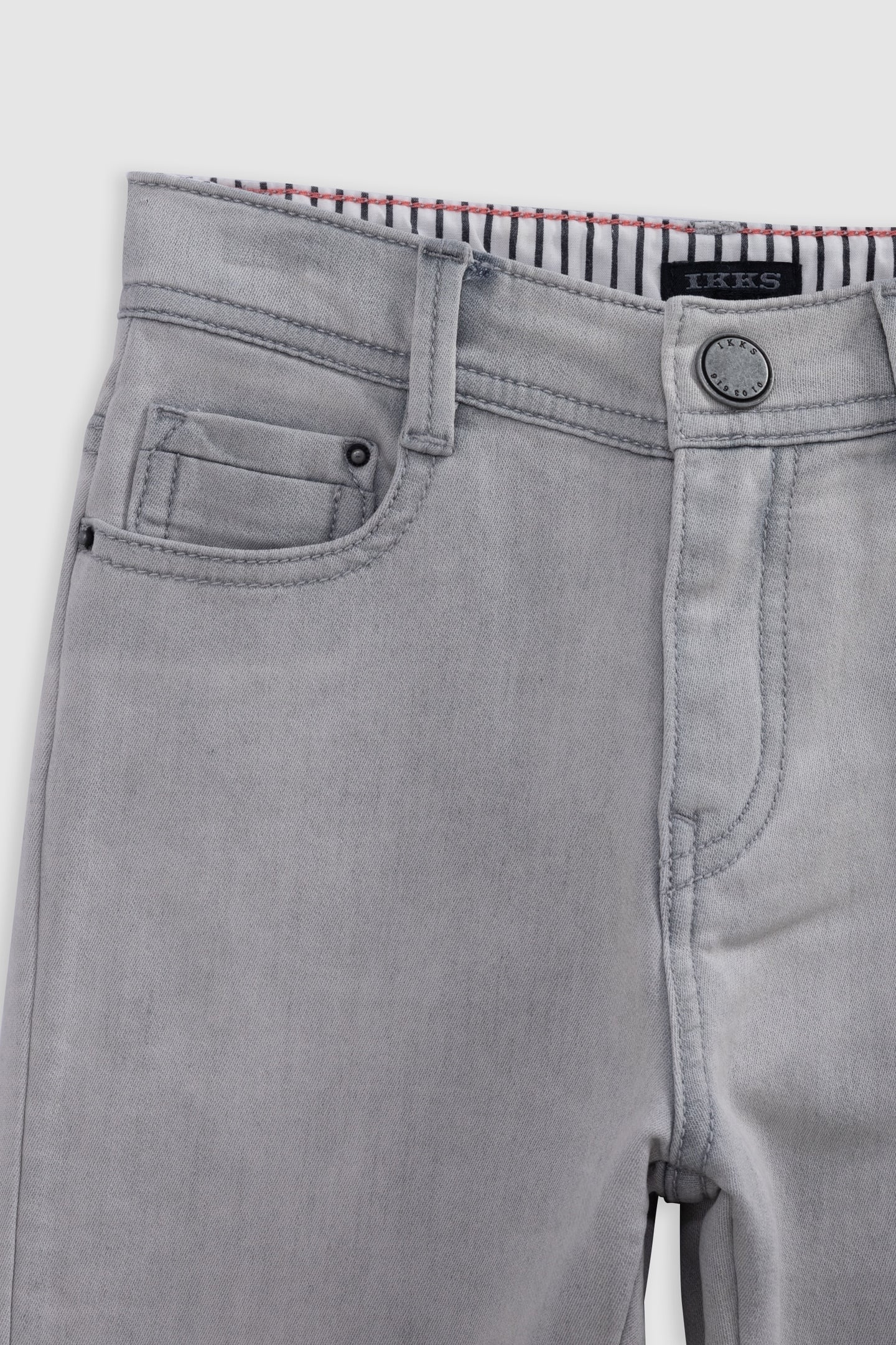 GREY STRAIGHT JEANS 3