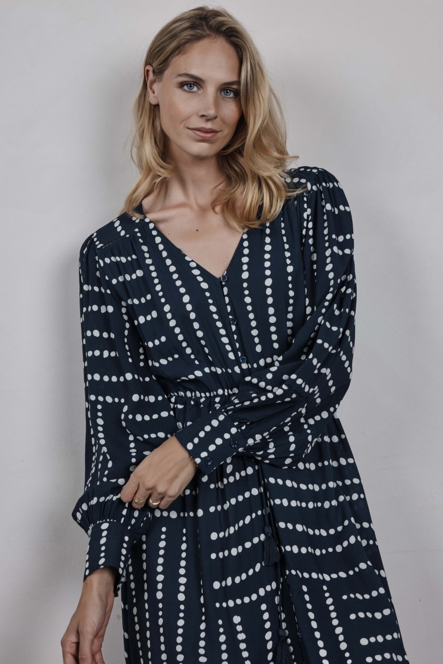 DRESS COSTA DARK BLUE SOURCE PRINT 2