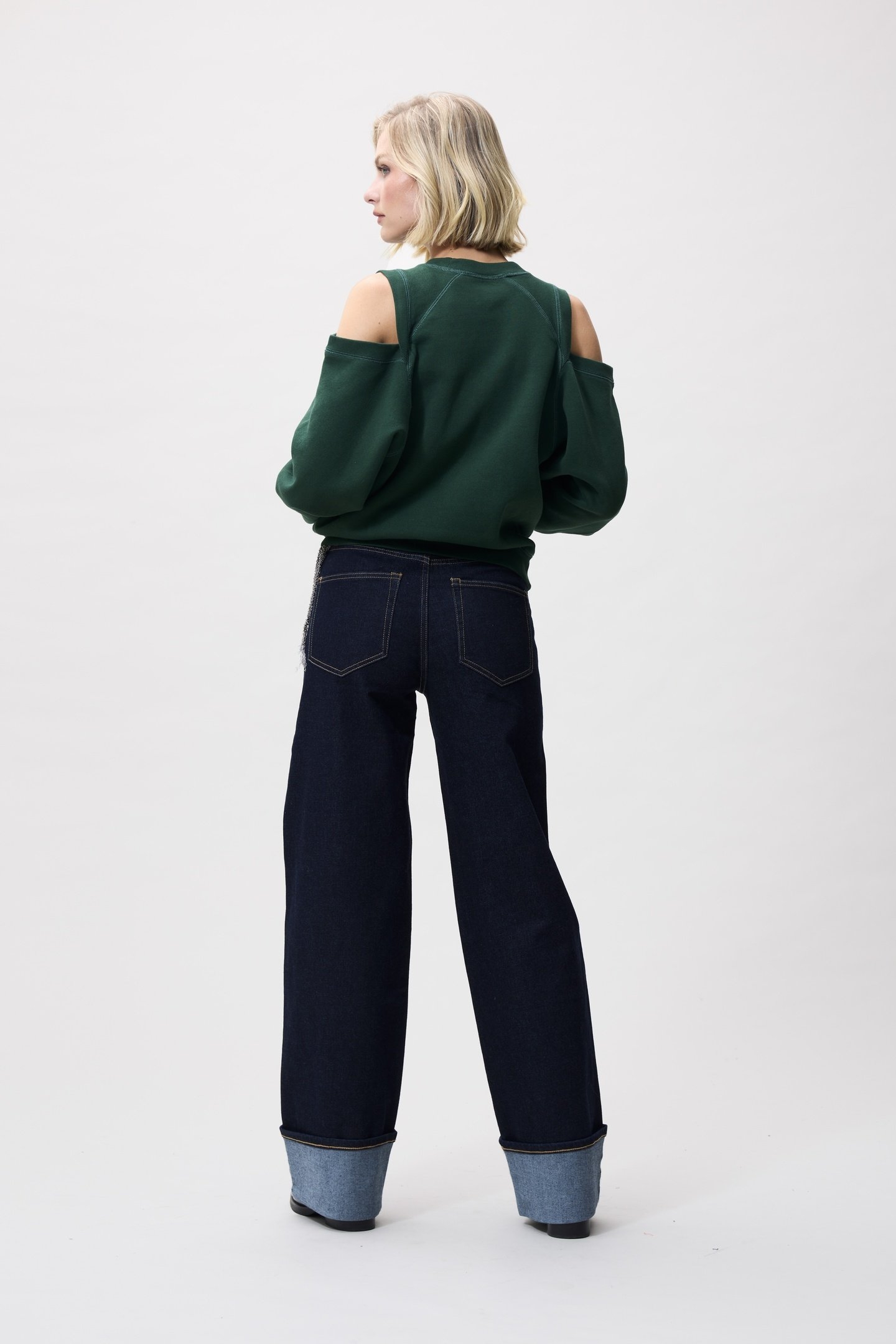 SWEATER WITH CUT OUT PINE FOREST 3