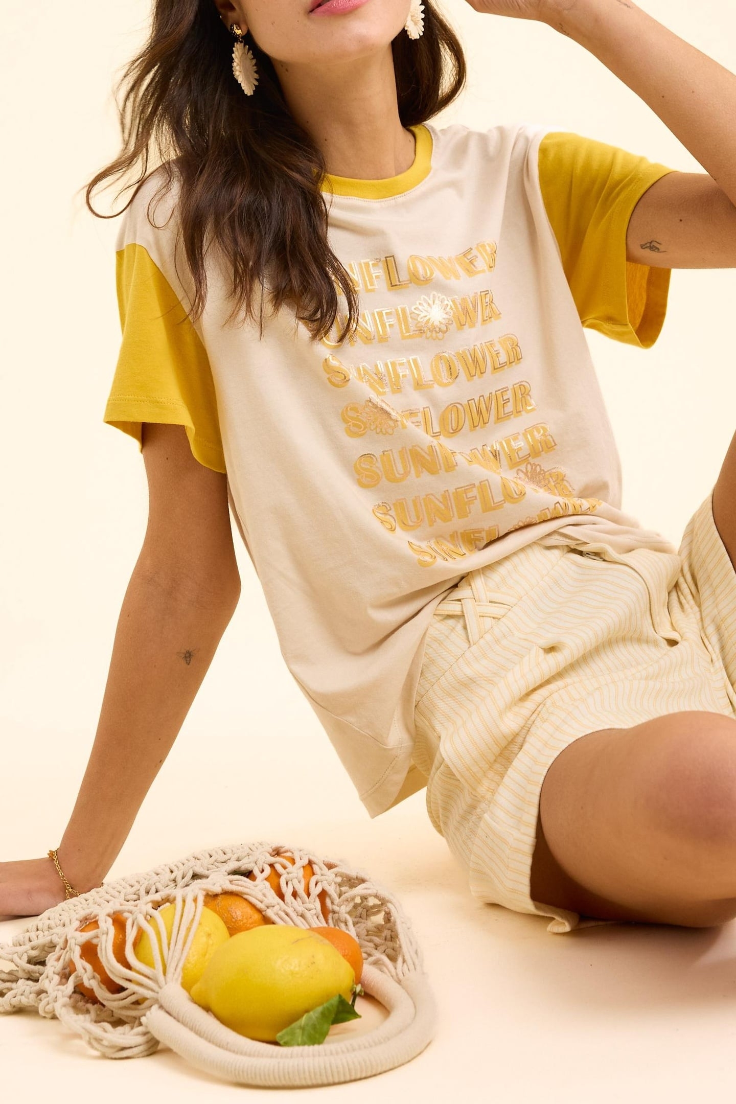ECRU T-SHIRT WITH YELLOW SLOGAN SLEEVES ECRU 5