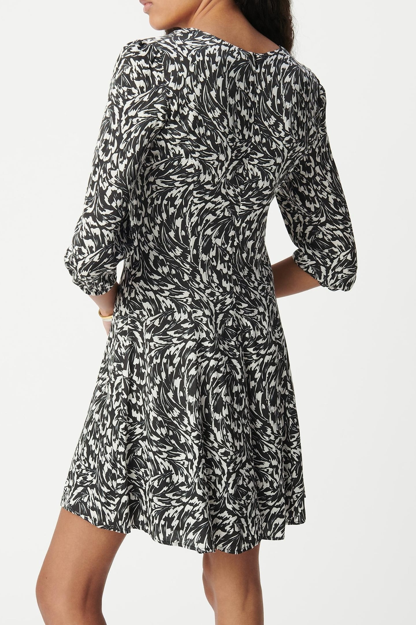 LENZING™ ECOVERO™ MINIMAL FLOWER BOW DRESS 4