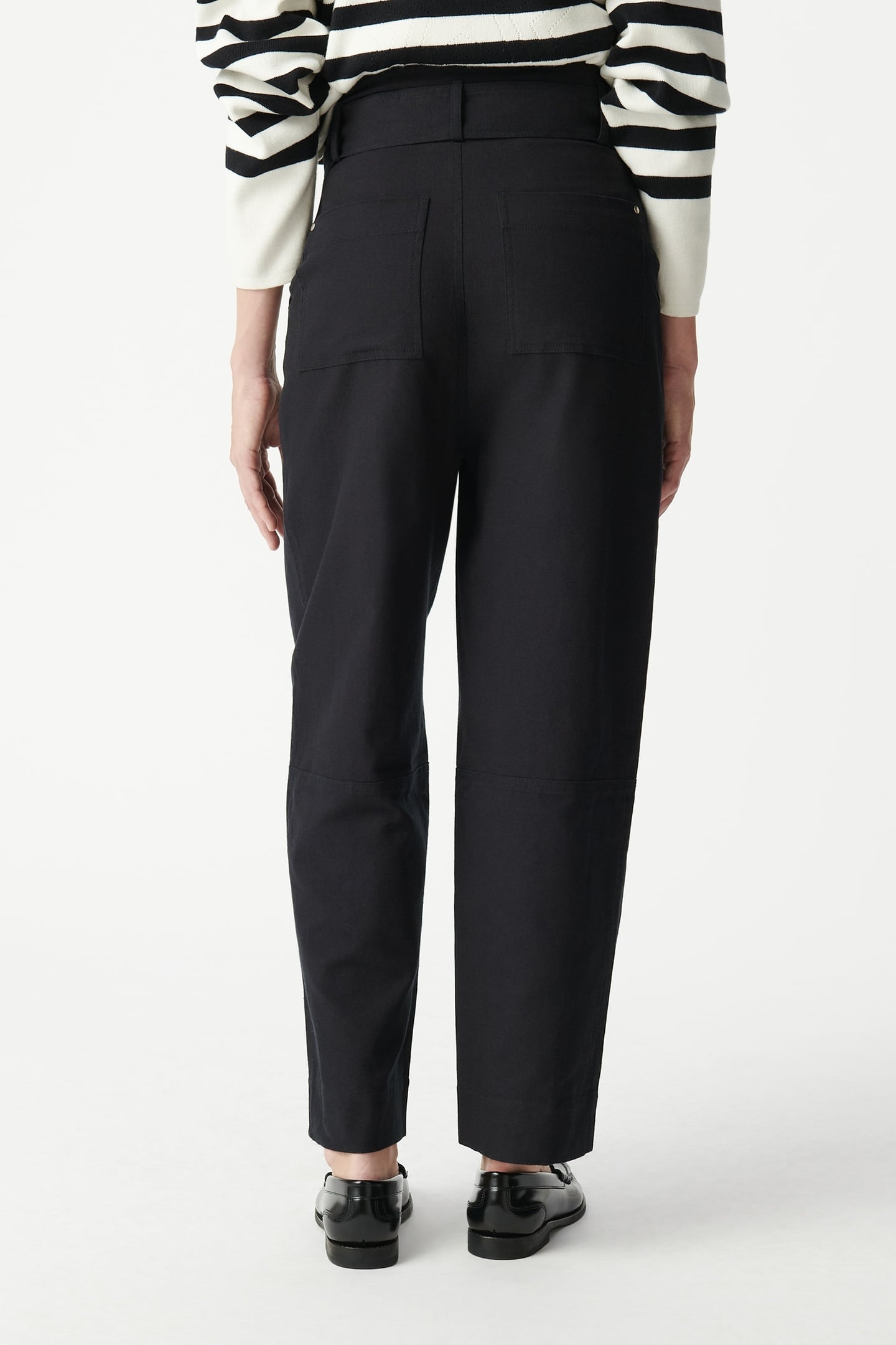 WIDE BLACK PAPERBAG JEANS WITH EVE STUD DECORATION 3