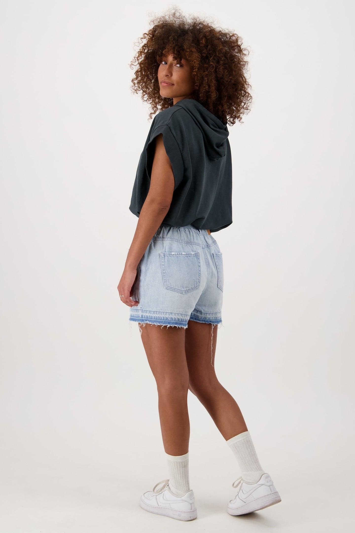 RAINBOW SHORT JEANS LIGHT BLUE STONE 3