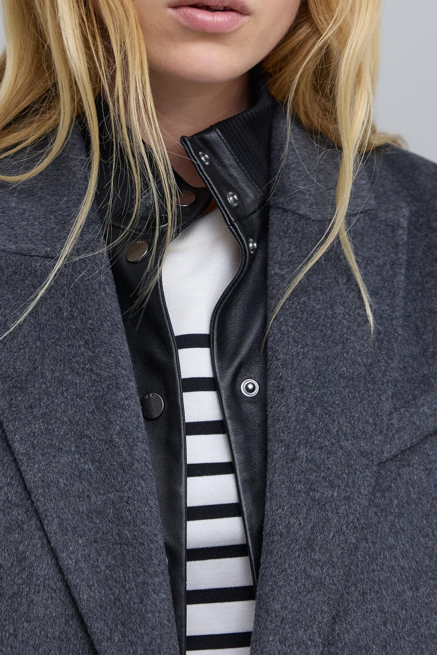 LONG GREY DOUBLE-BREASTED COAT 5