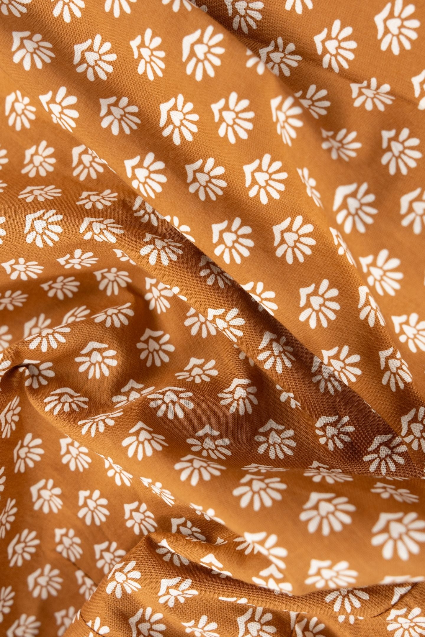 CAMEL FLORAL HEART DRESS OCHRE 6