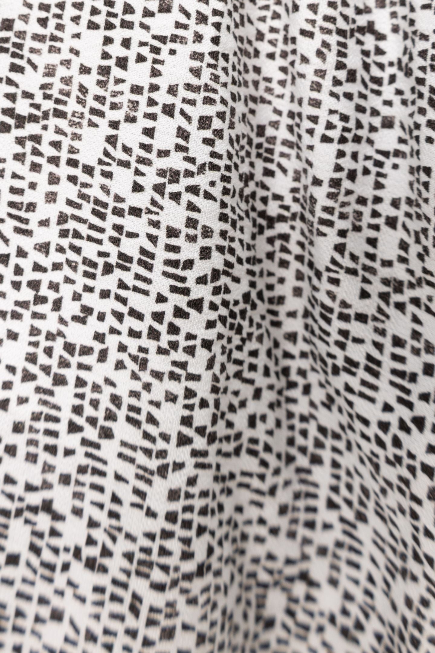 BLACK GRAPHIC PANTS 7