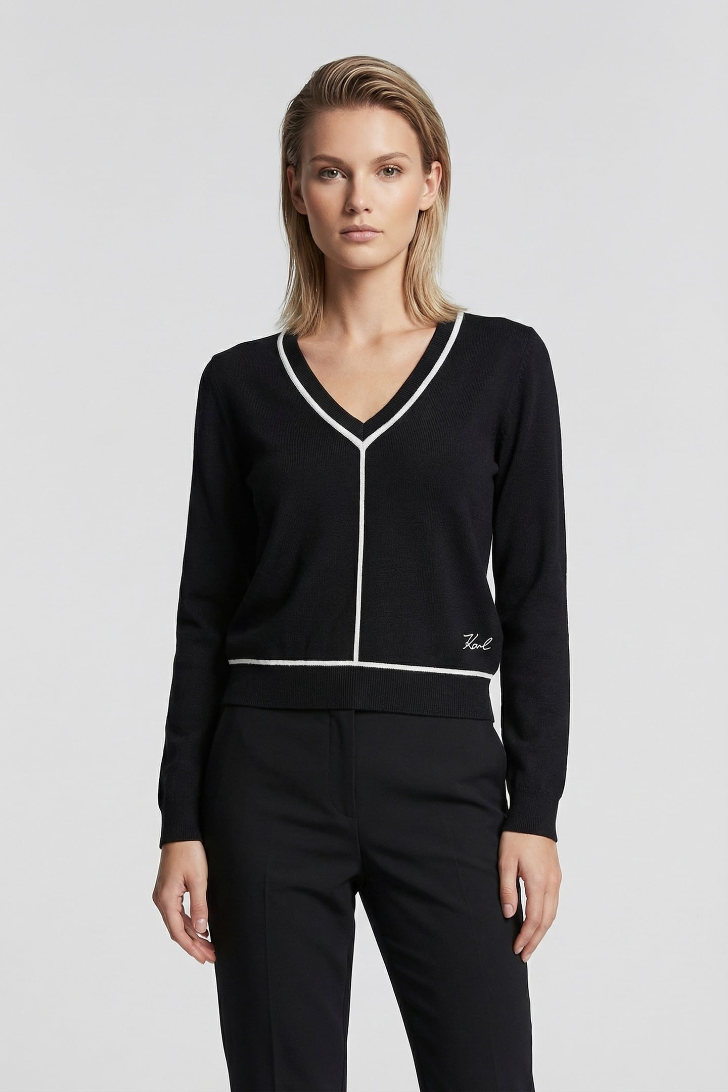 BLACK CONTRAST PIPING V-NECK SWEATER 1