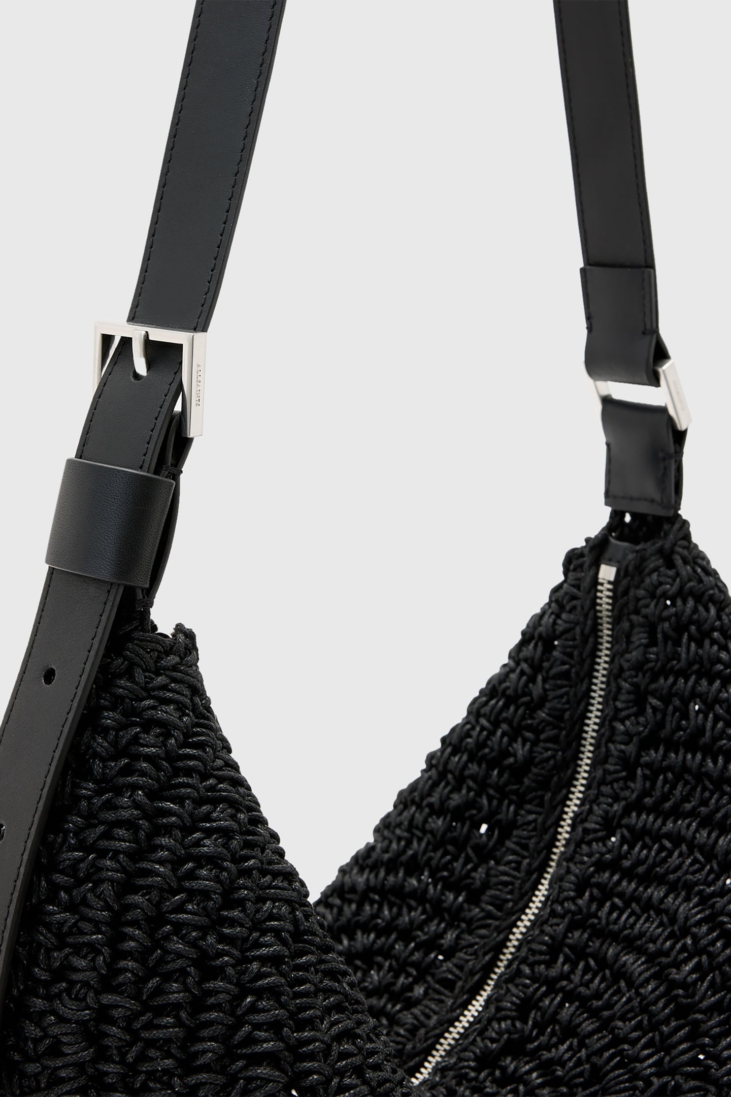 HALF MOON KNOT SHLDR BLACK 7