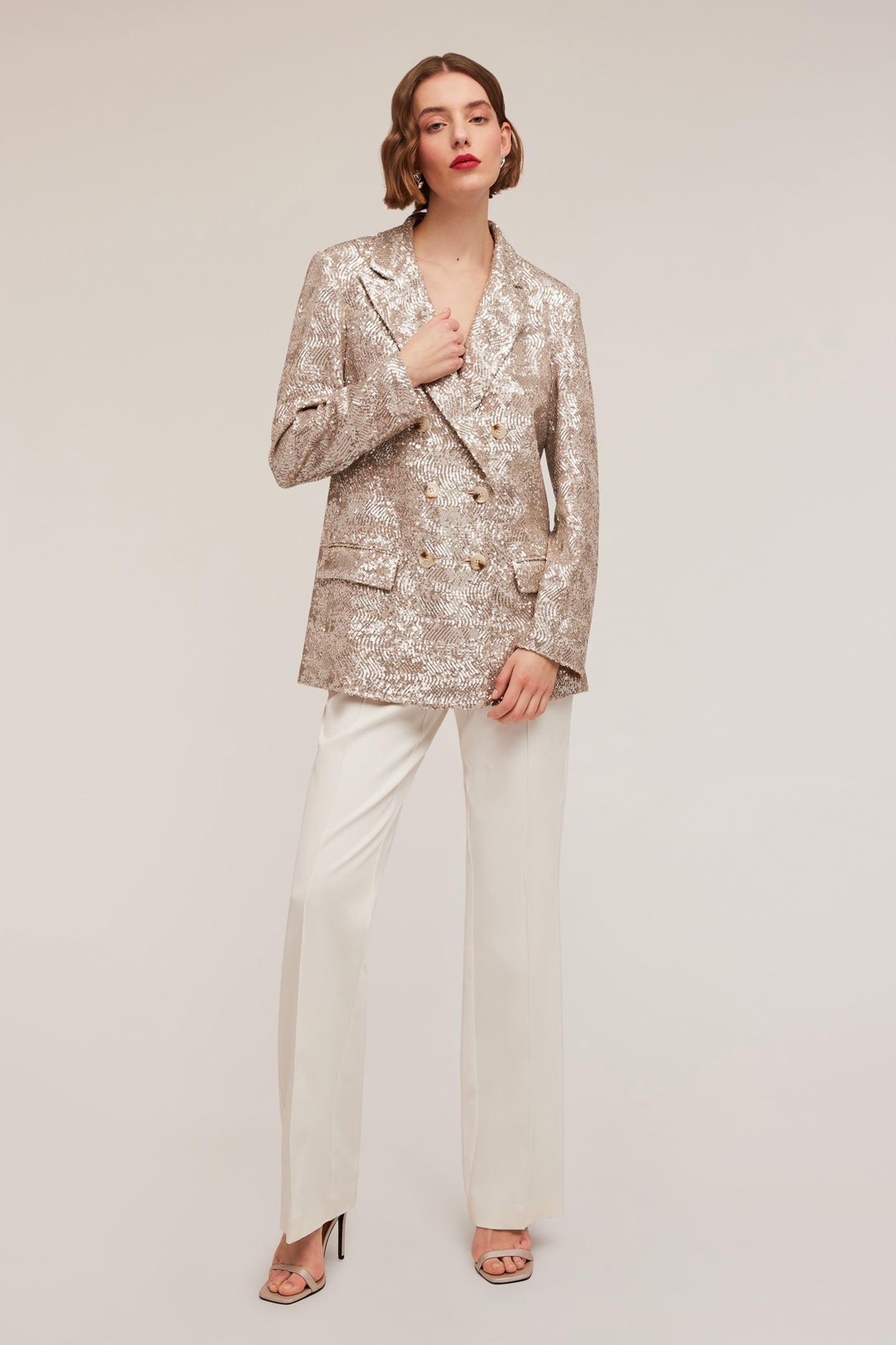 FULL SEQUINED OVER SIZED BLAZER BEIGE 1