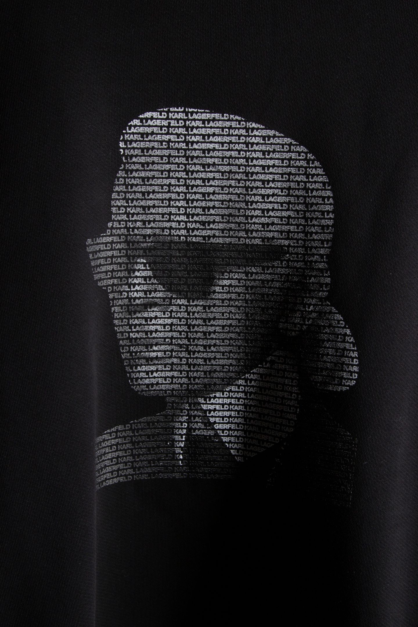 BLACK SWEAT CREWNECK 4