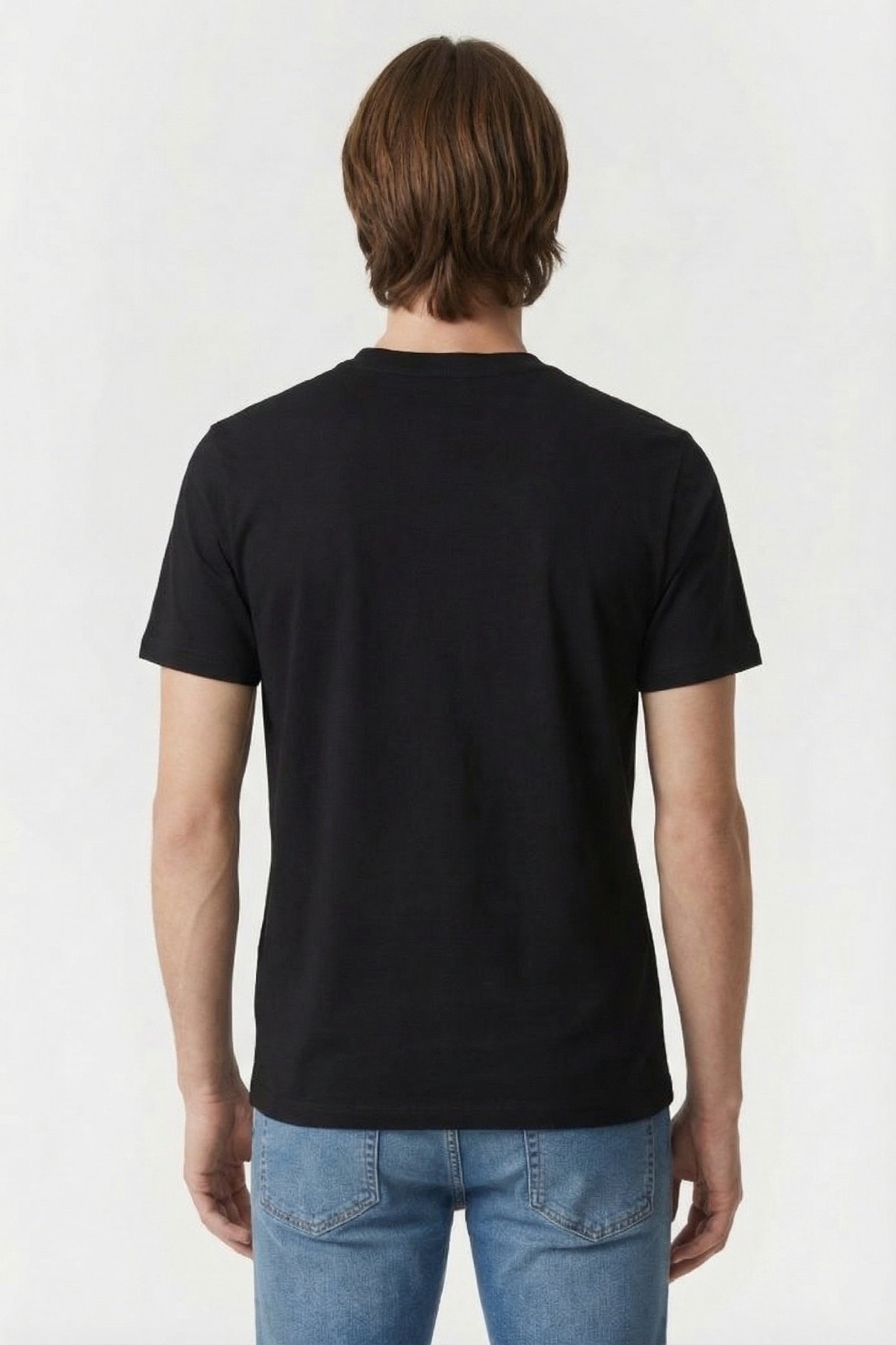 BLACK T-SHIRT CREWNECK 2