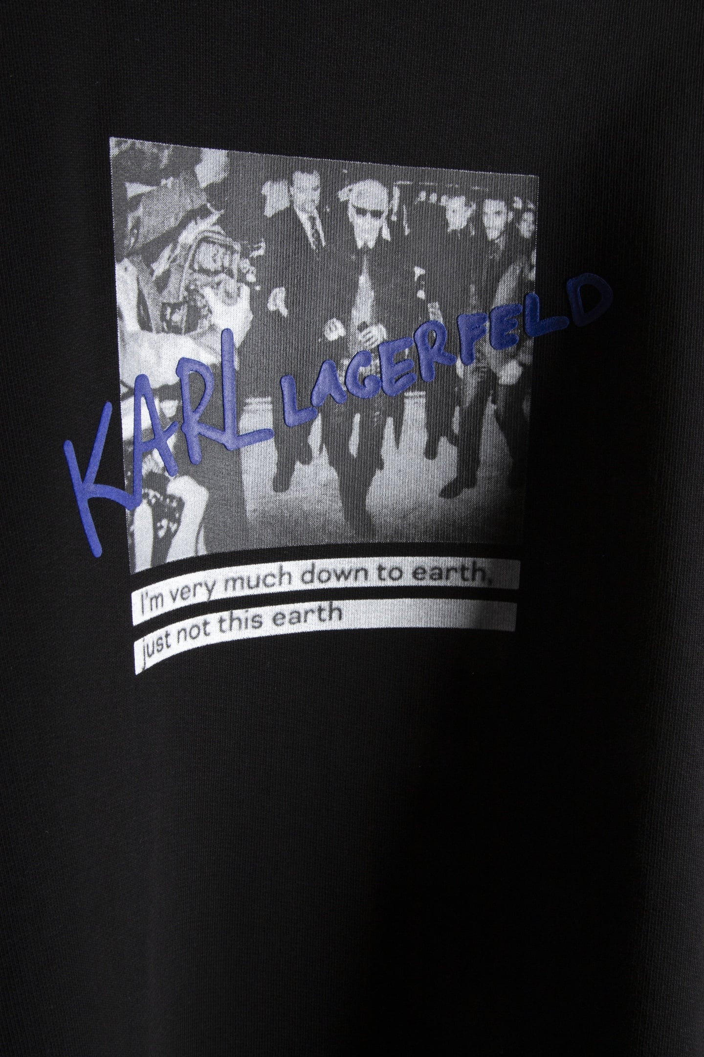 BLACK SWEAT CREWNECK 5