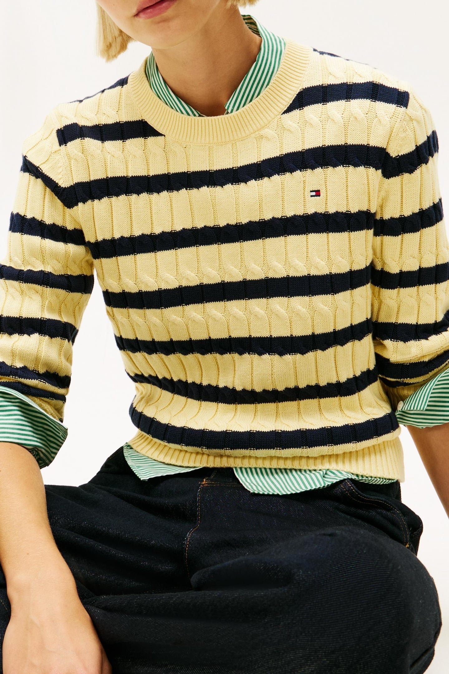 CABLE KNIT CREW NECK JUMPER ZESTY YELLOW/DARK NAVY 2