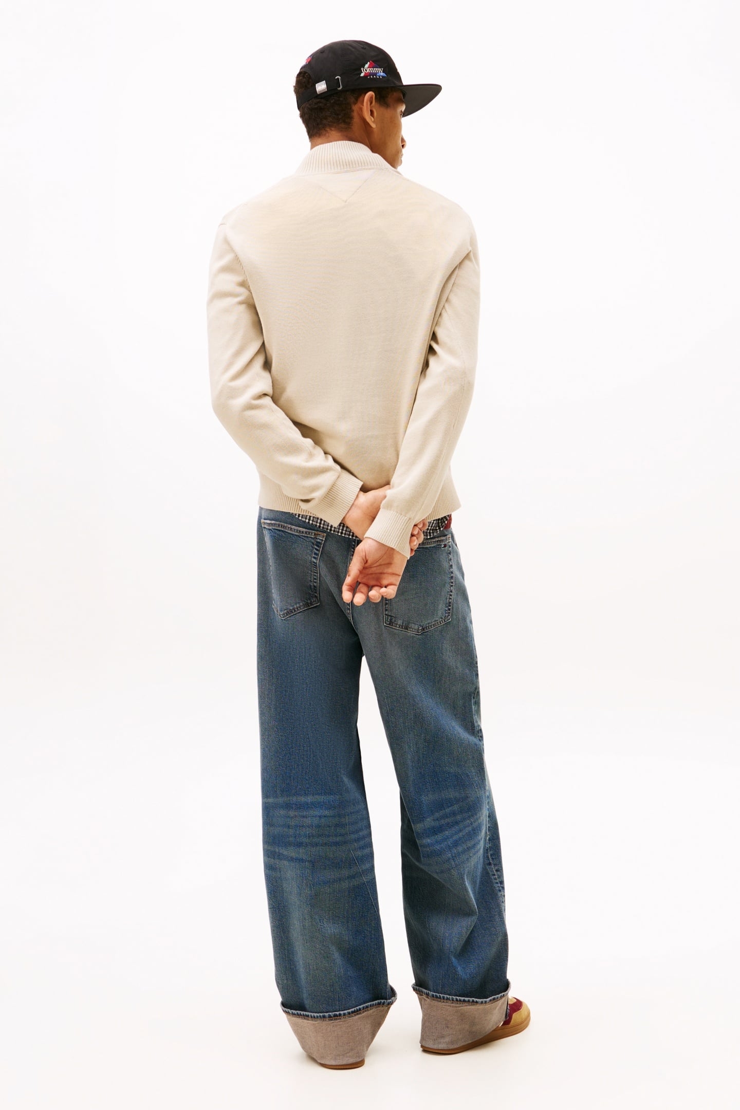 FLAG QUARTER-ZIP SWEATER GULF SAND 3