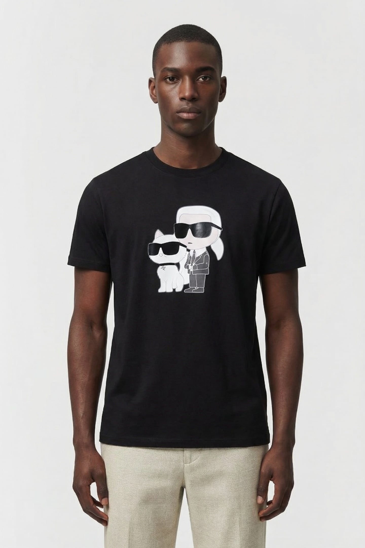 BLACK T-SHIRT CREWNECK 1