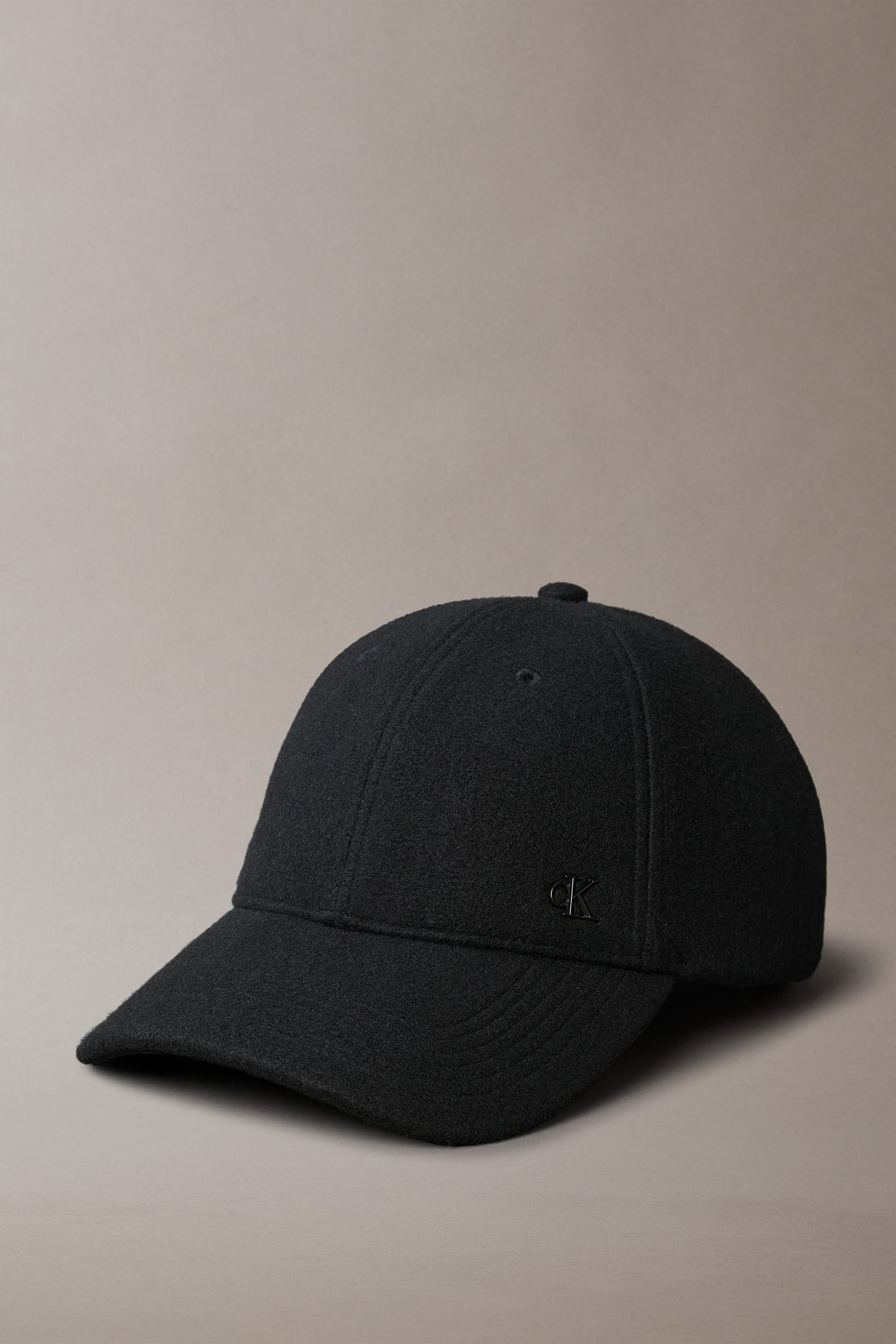 FELT METAL PLAQUE BASE BALL CAP BLACK 2