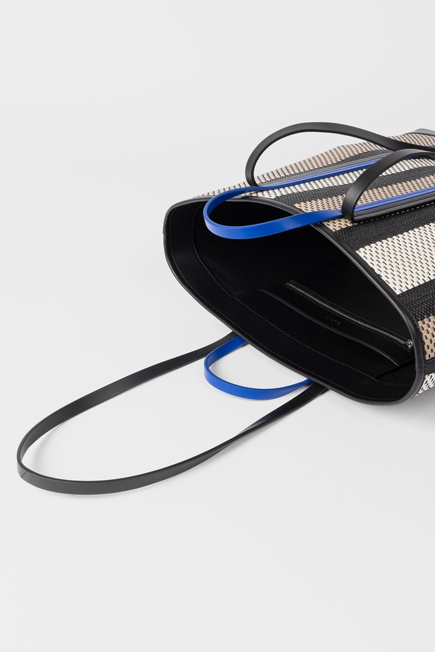 WOBAG N/S TOTE BLACK 8