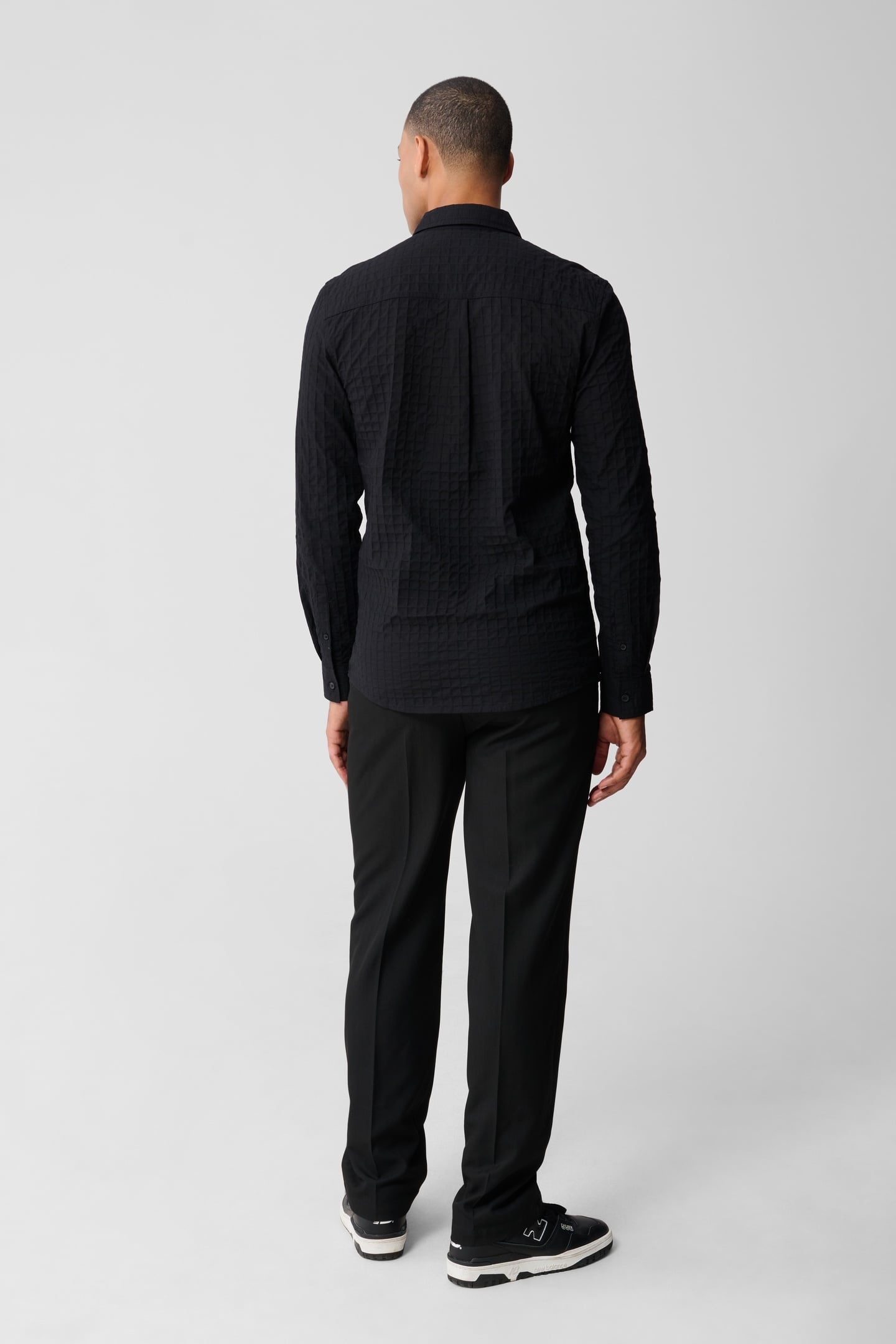 MA-SBWOVEN CUBE SHIRT BLACK 2