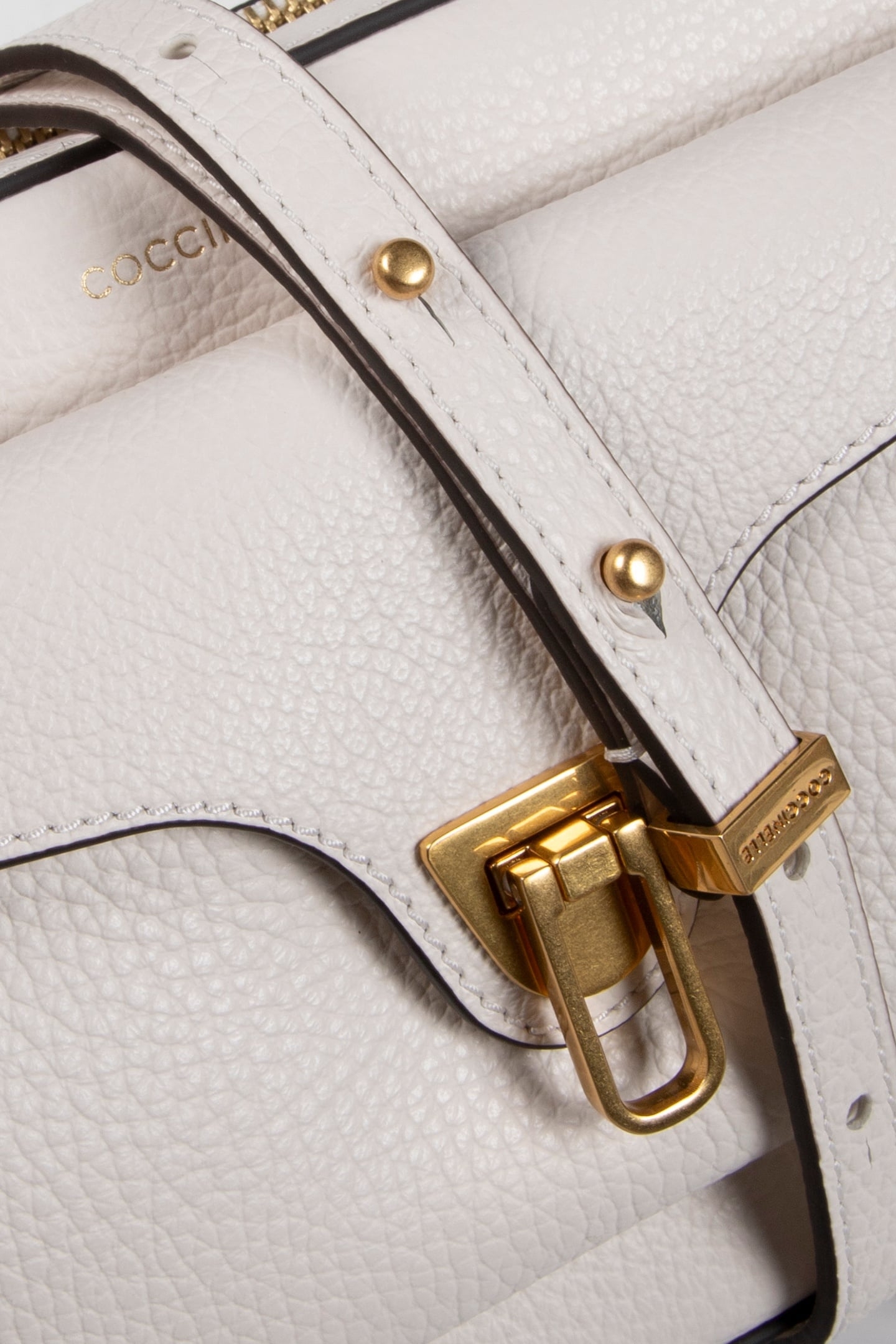 LEATHER CAMERA CROSS BODY BAG IN WHITE 5