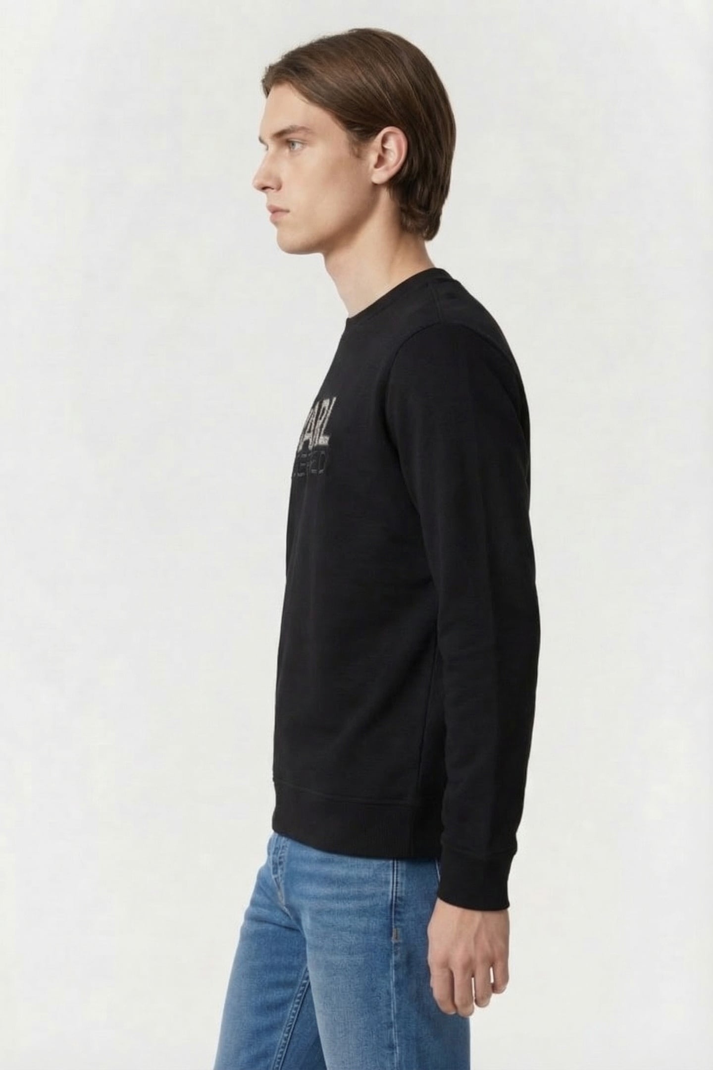 BLACK SWEAT CREWNECK 3