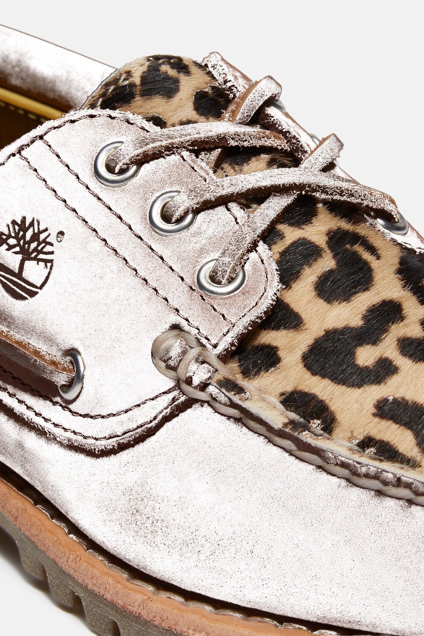 AUTHENTIC BOAT SHOE MEDIUM BROWN NUBUCK 8