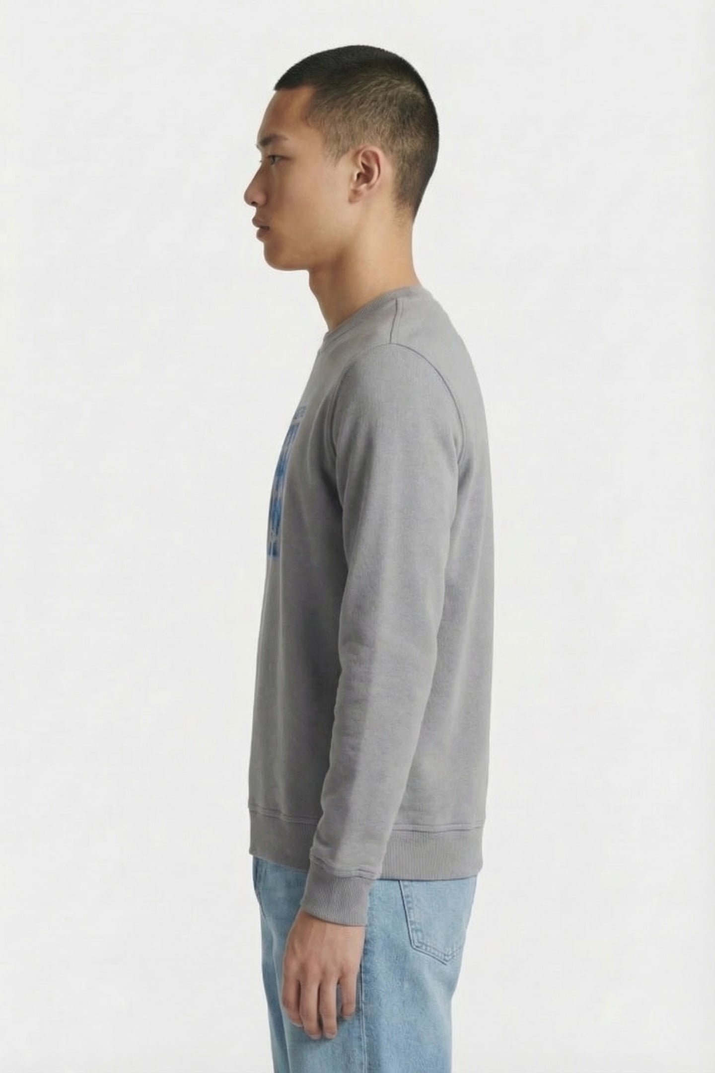 DARK GREY SWEAT CREWNECK 3