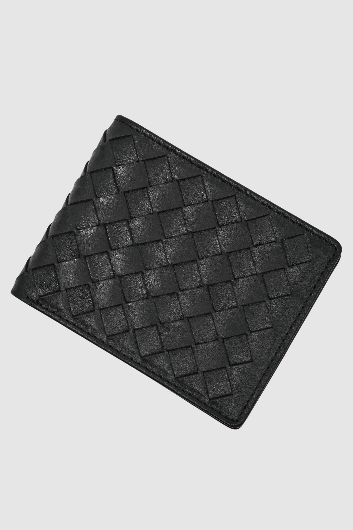 LARGE LATTICE STRUCTURED LEATHER WALLET BLACK 2
