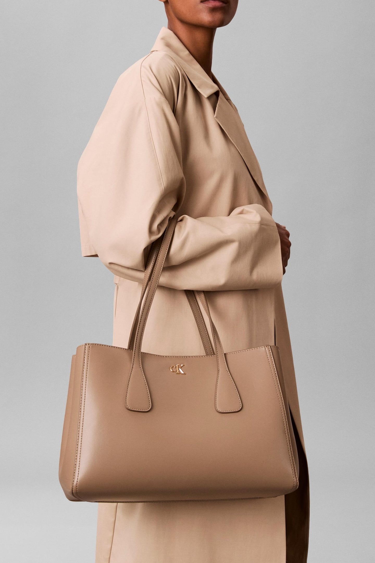 MEDIUM WORK TOTE BAG DESERT TAUPE 1