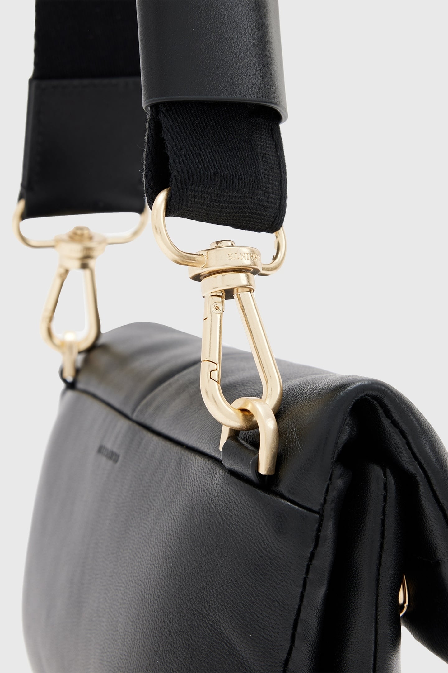 EZRA QUILT CROSSBODY BLACK 5