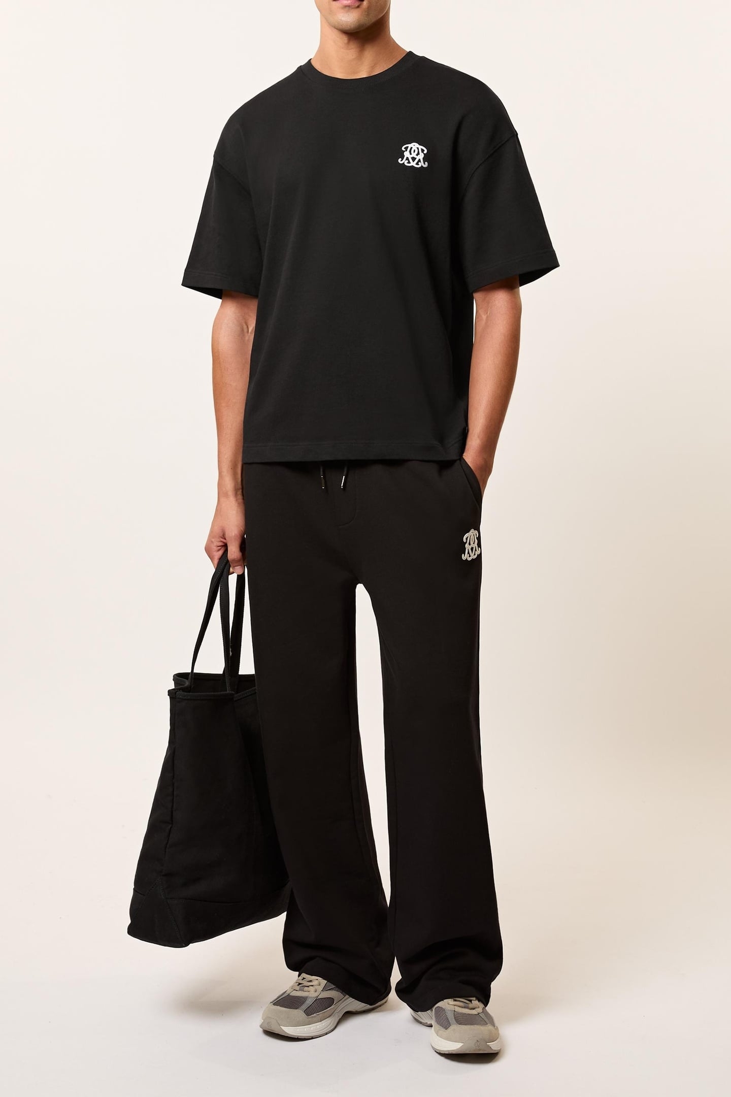 SS OVERSIZED MOTIF TEE SHIRT BLACK 4