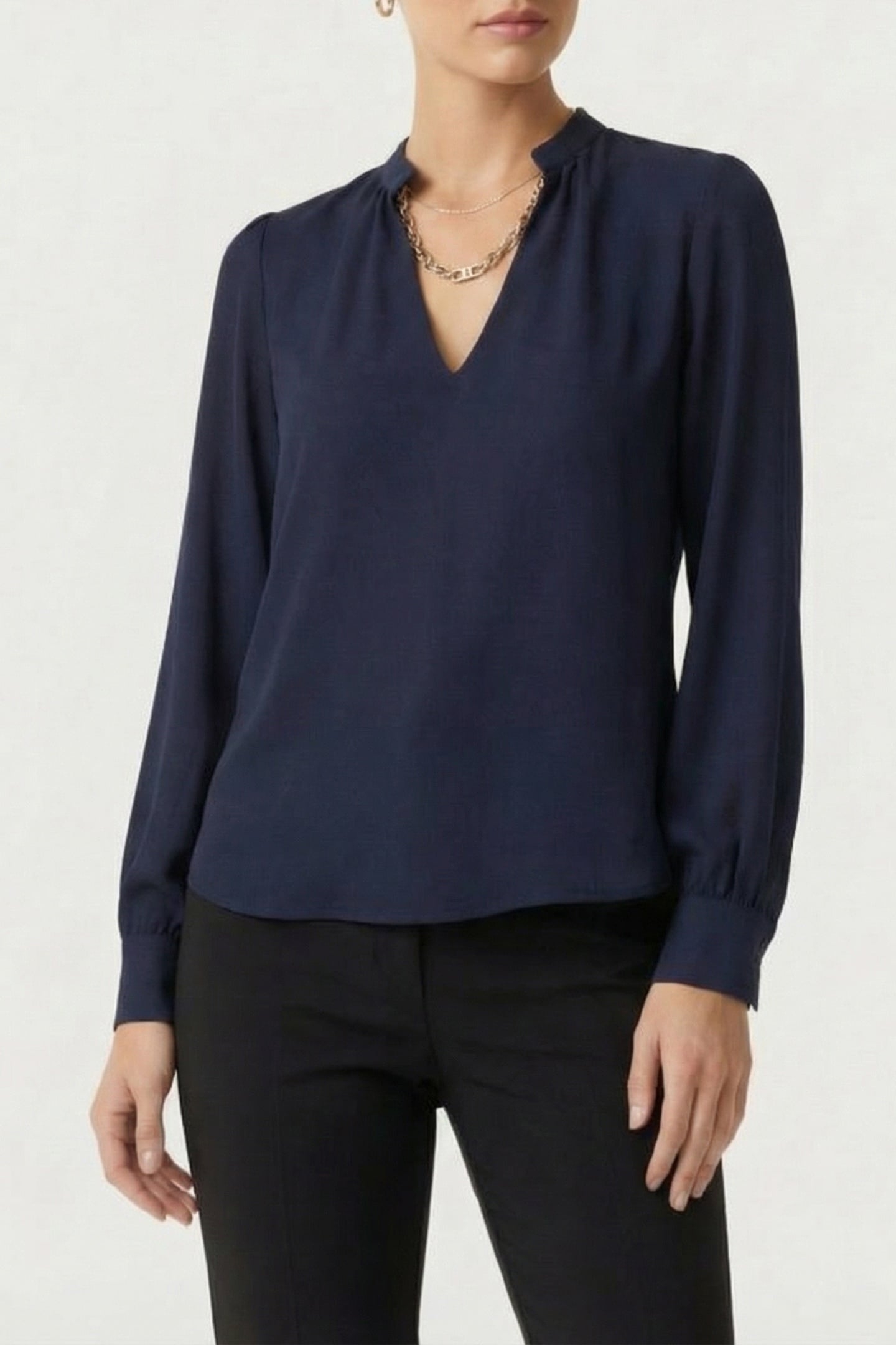 MARCIANO BY GUESS GRETA LS TOP W/ CHAIN NOCTURNAL NAVY 1