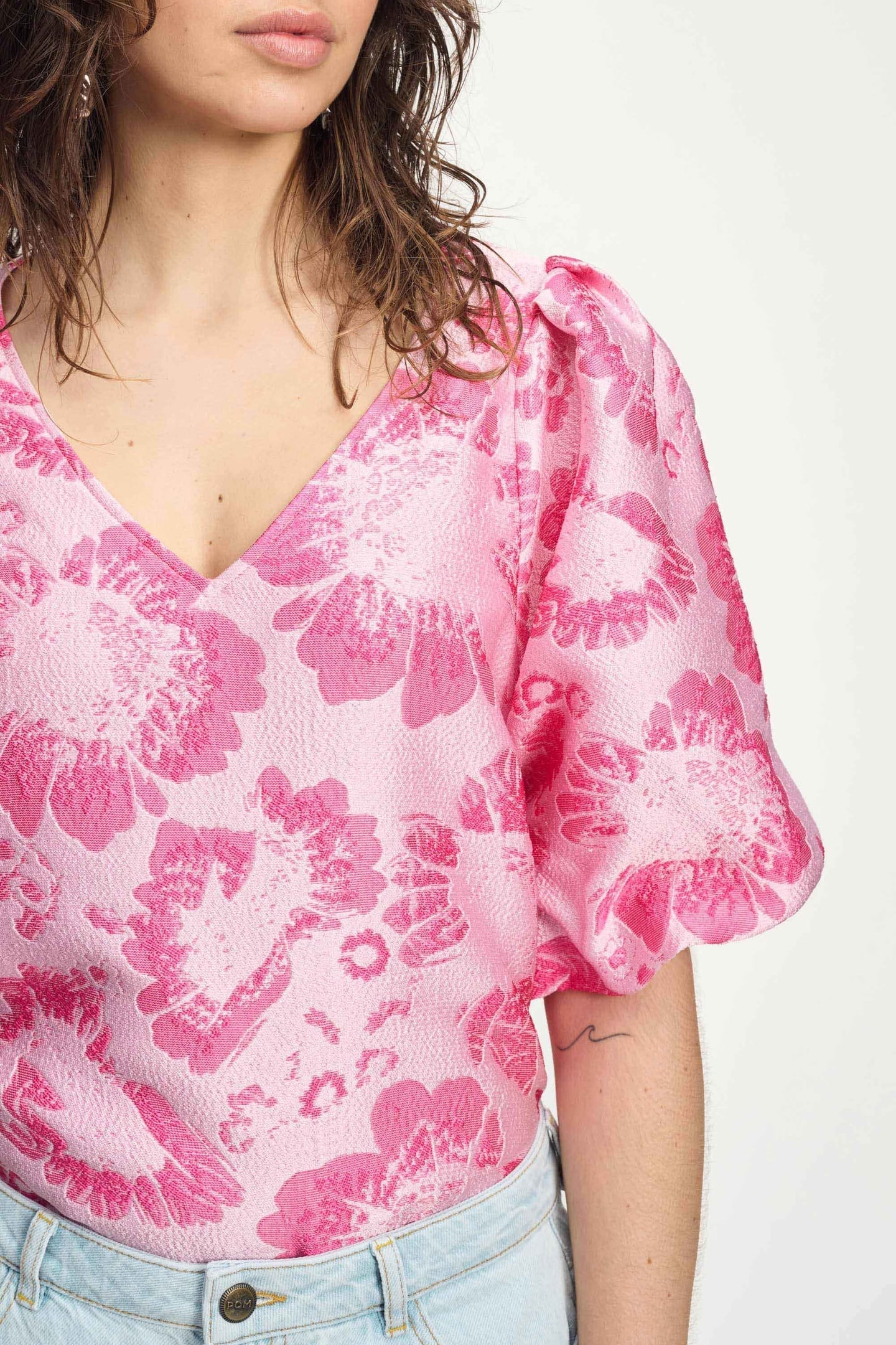 TOP - FLORAL JACQUARD RASPBERRY 4