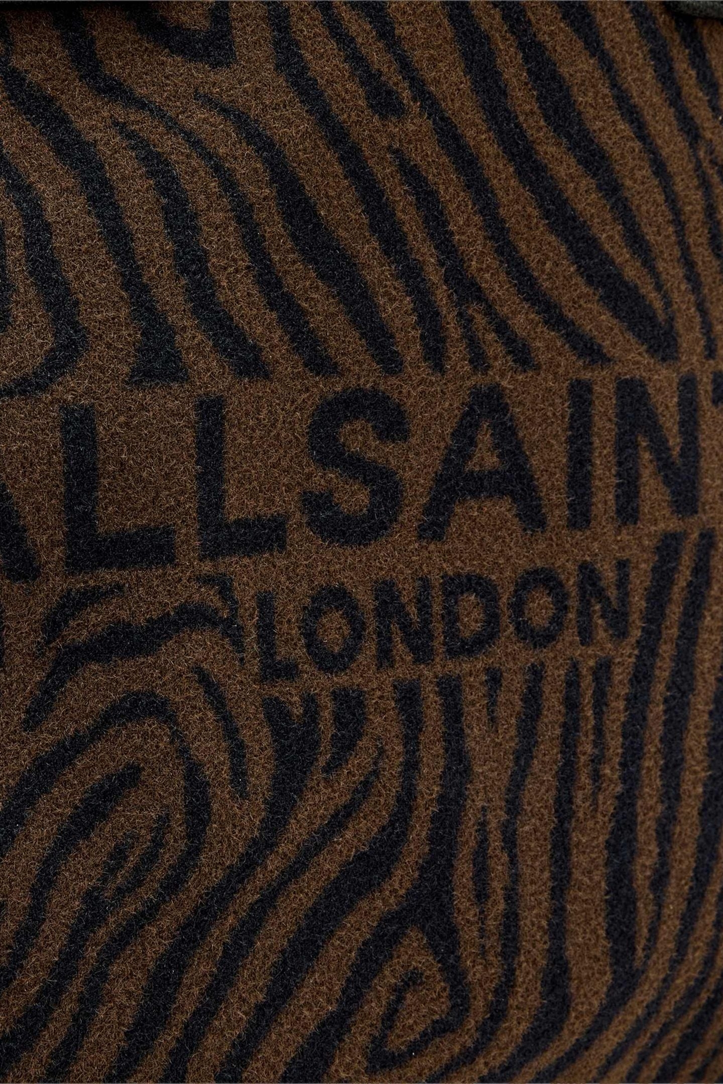 IZZY ZEBRA E/W TOTE BLACK/BROWN 7