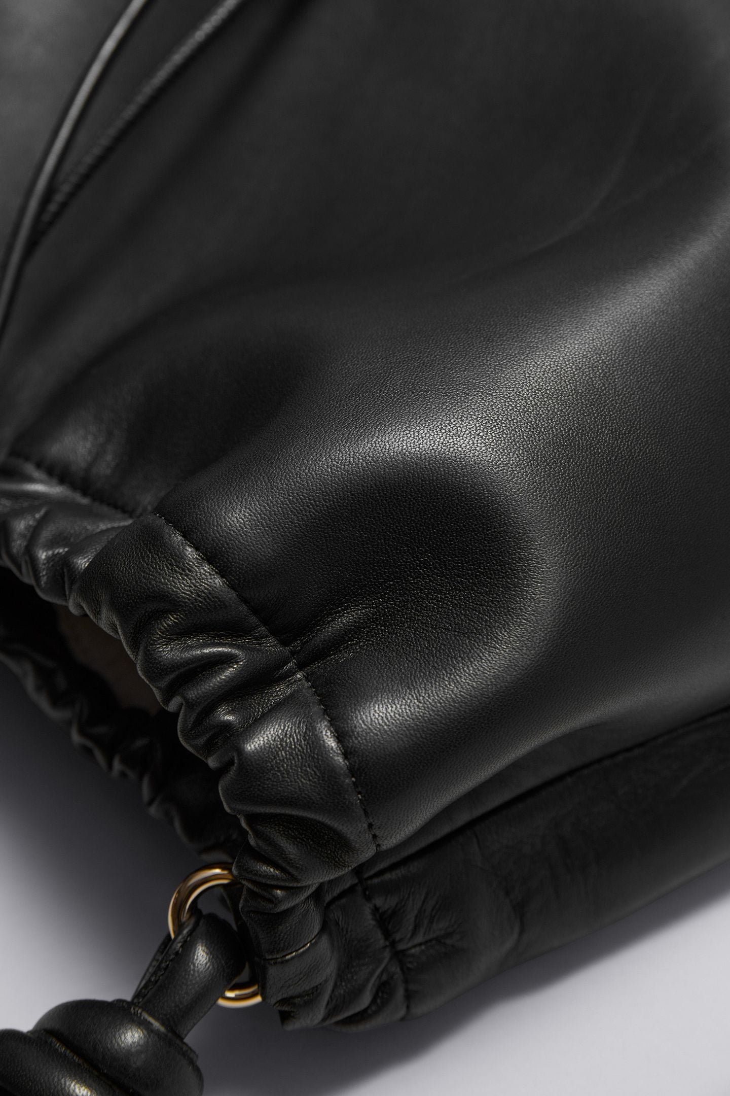 TONI TOTE BAG BLACK 3