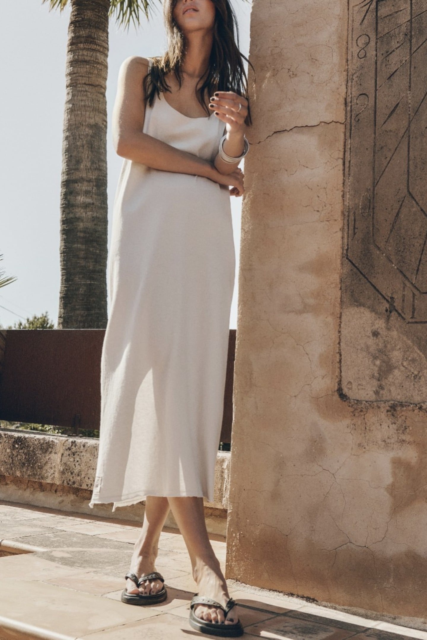 THE LIGHT TWISTED TANK DRESS WHITE 1