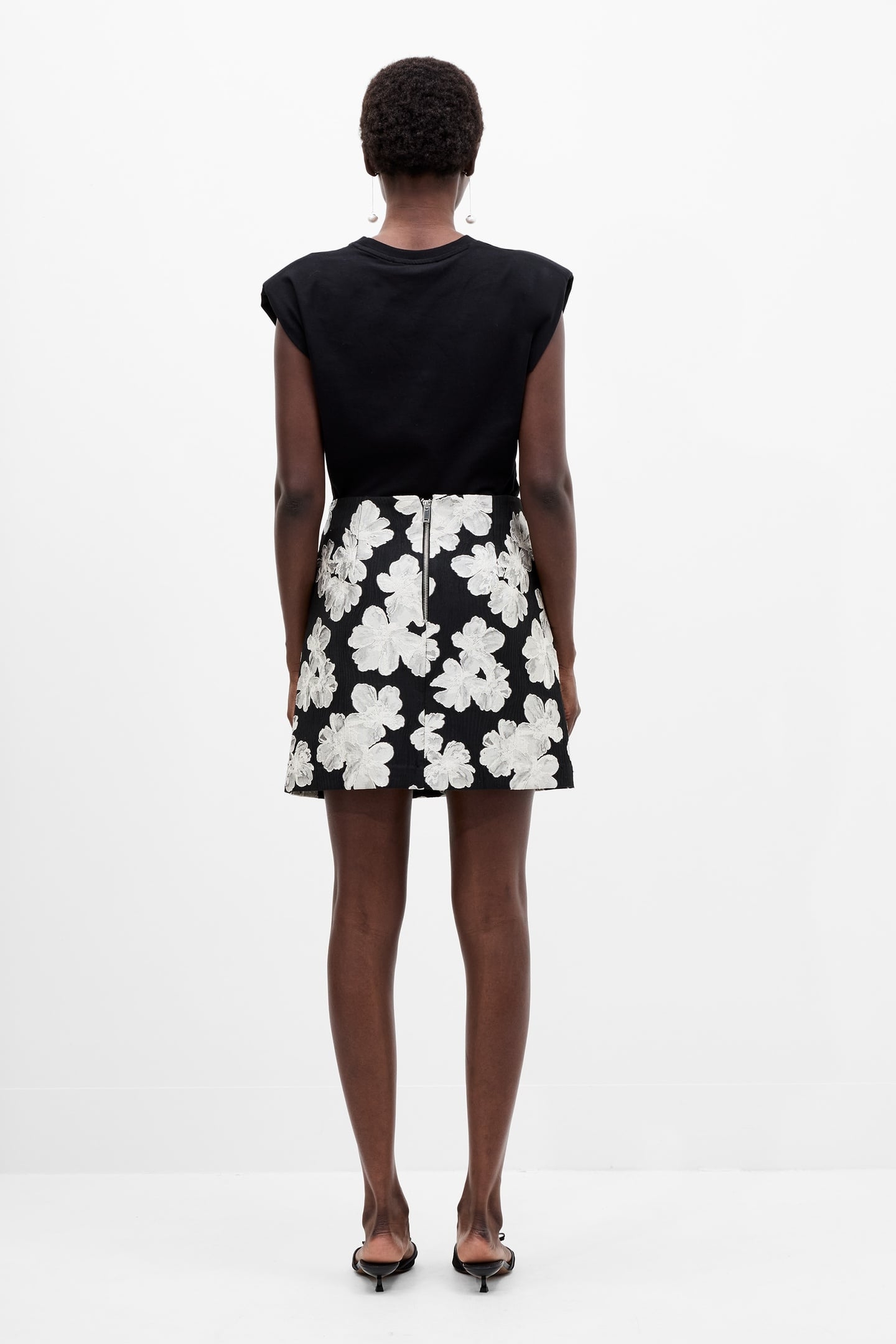 LORA POLY JACQUARD MINI SKIRT PORCELAIN CREAM/BLAC 3