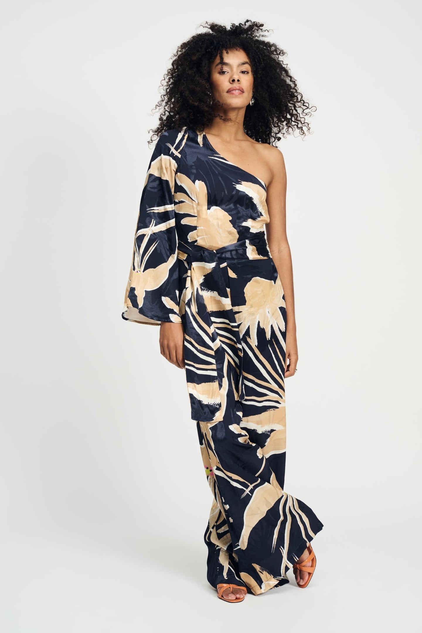 JUMPSUIT - ONE SHOULDER ARTISAN SAND 4