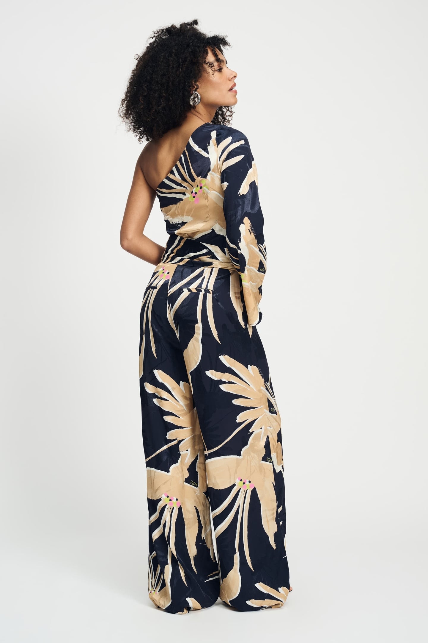 JUMPSUIT - ONE SHOULDER ARTISAN SAND 5