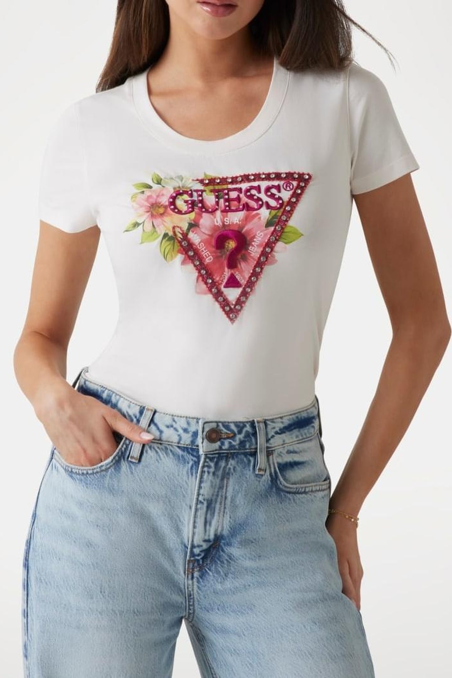 GUESS ECO SS CN TRIANGLE BEADS CREAM WHITE 1
