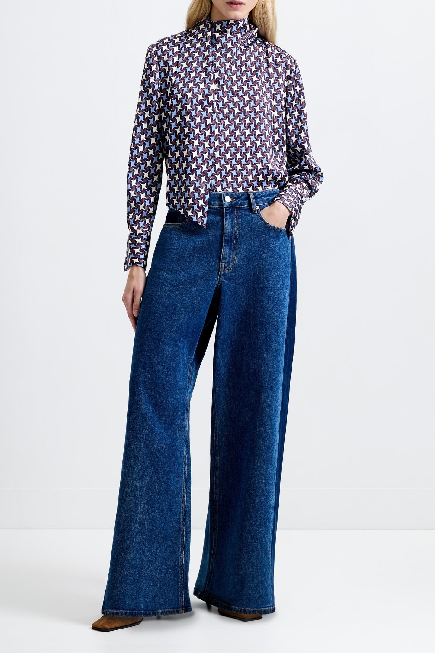 GLORIA DOLLY LS SCARF BLOUSE BLUEBERRY MULTI 1