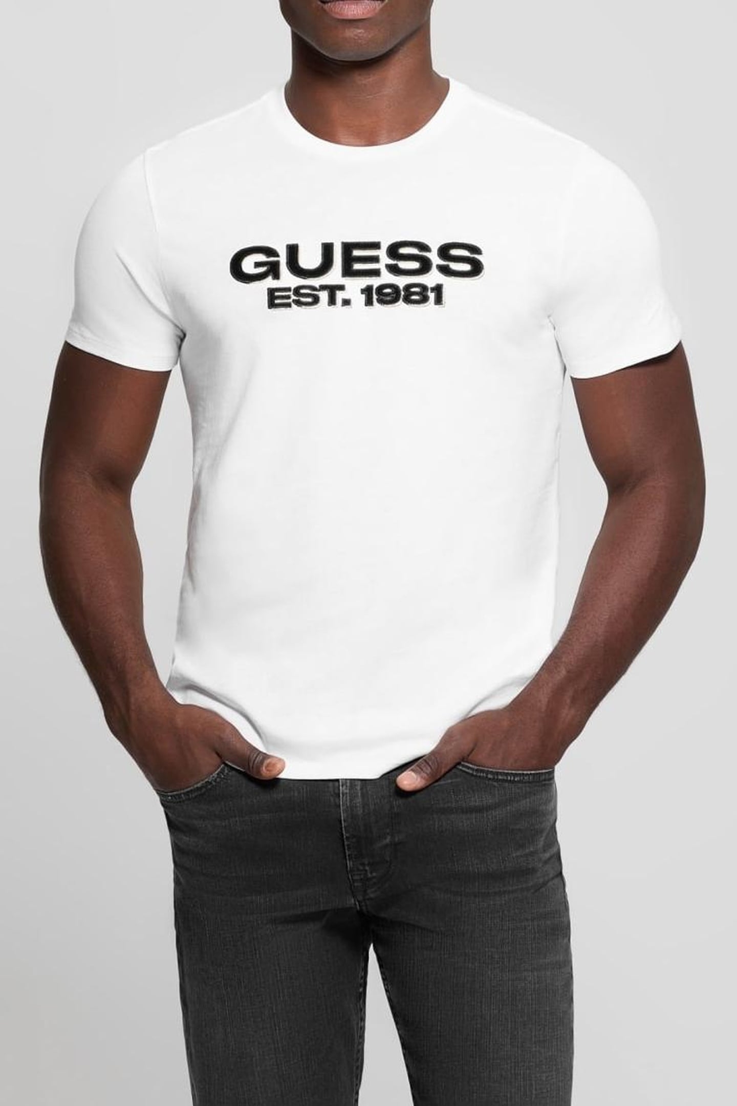 GUESS ECO SS BSC VELVET LOGO T PURE WHITE 4