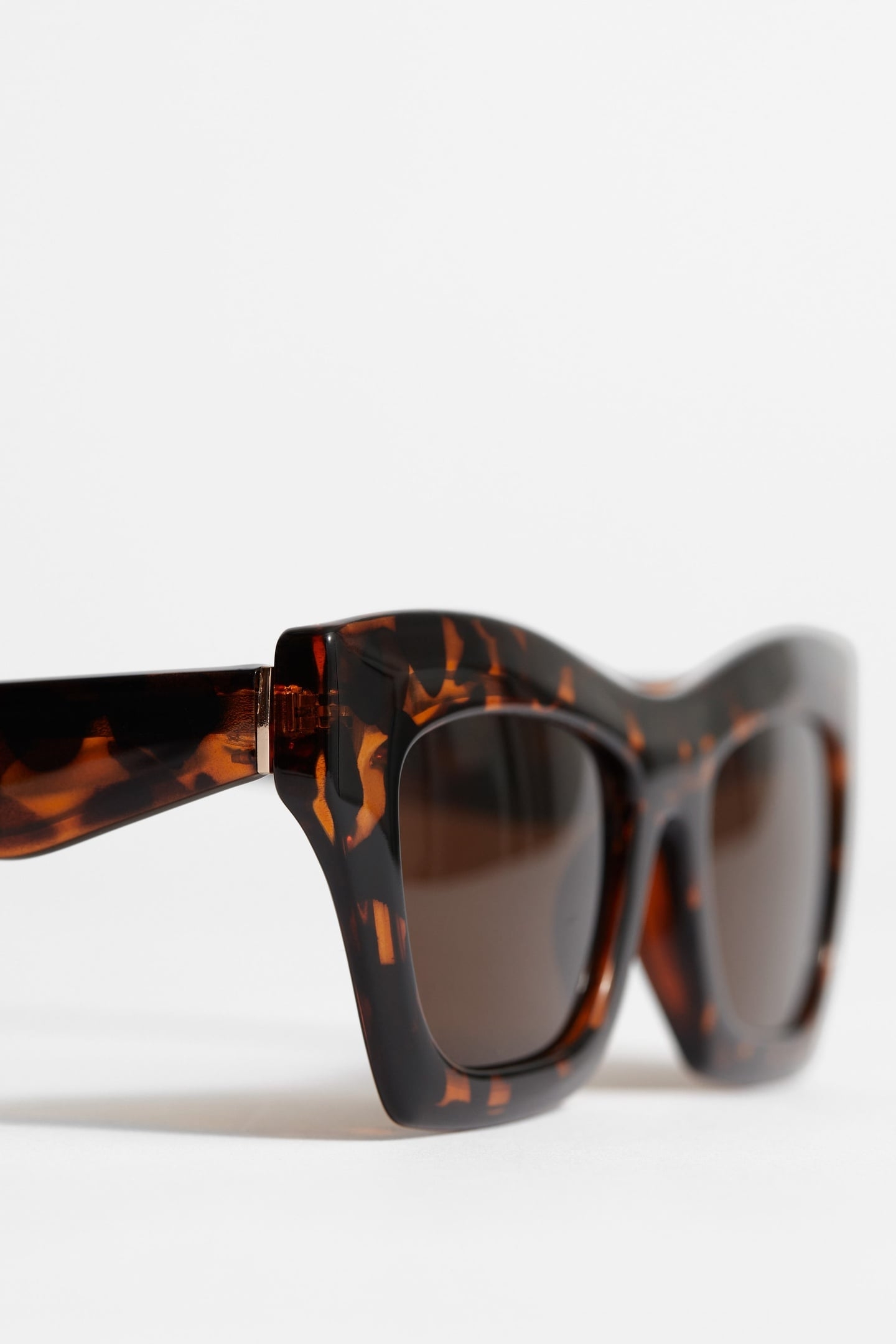 UMA SUNGLASSES BROWN 2