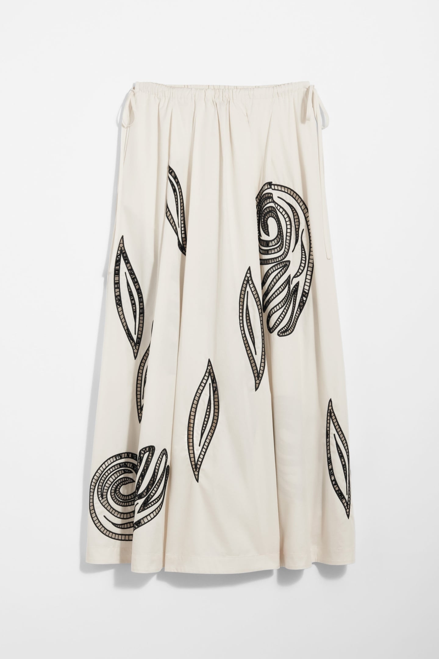 WIN EMBROIDERY WHITE 3