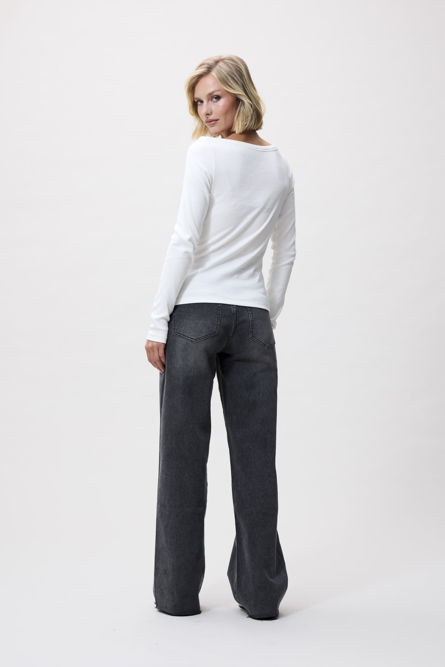 BOATNECK RIB LONG SLEEVE OFF WHITE 3