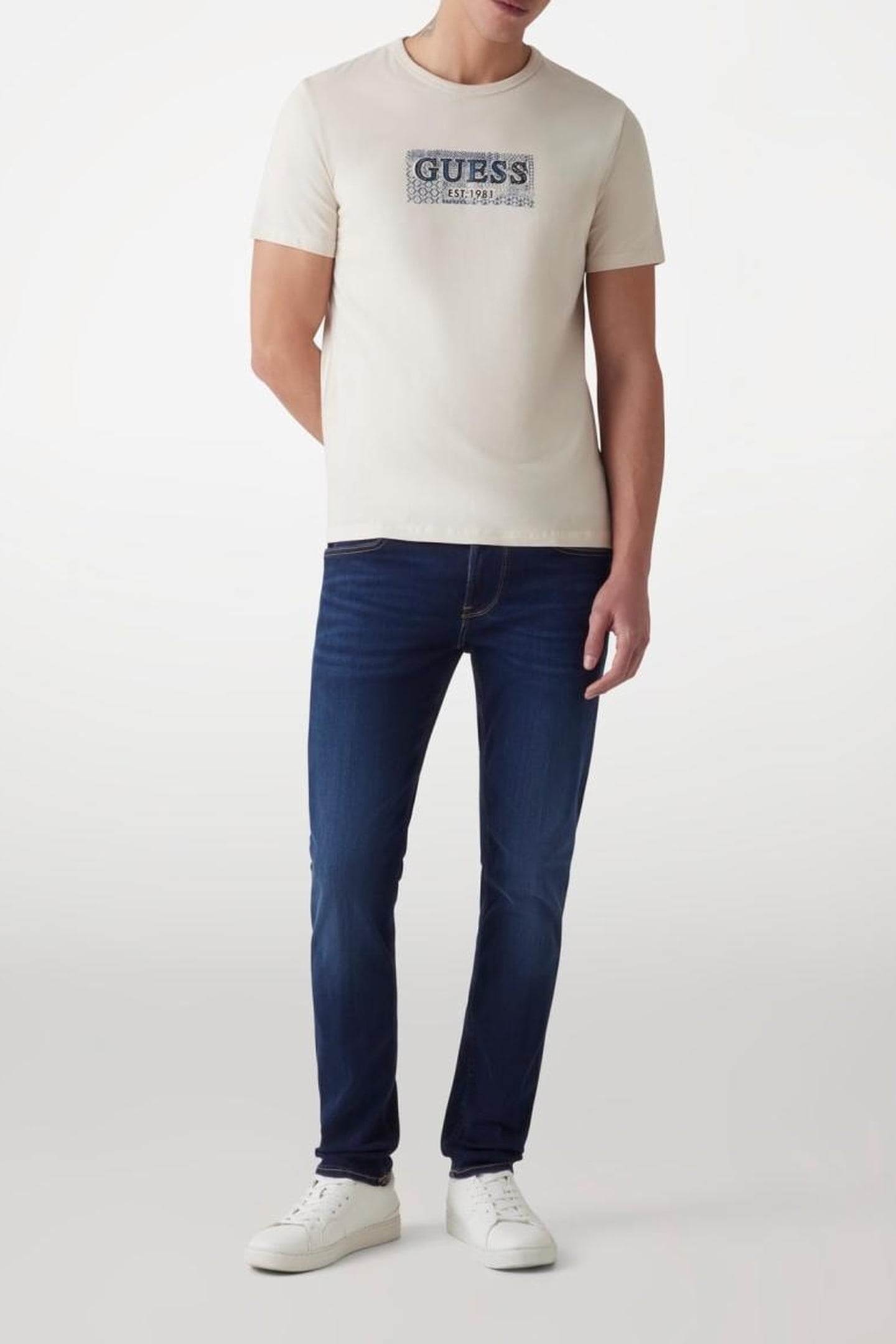 GUESS ECO SS CN GUESS BOX TEE RESORT SAND 6