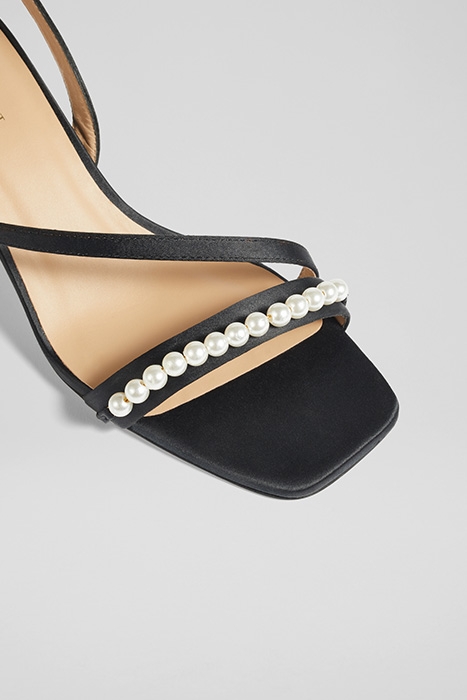 GRETA SANDAL BLACK 5