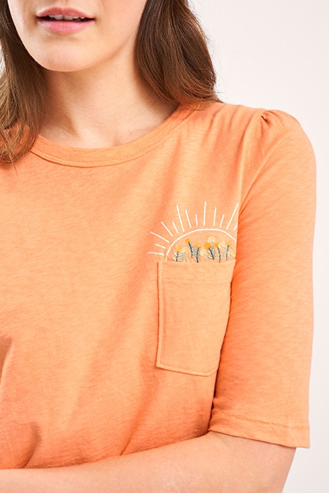 PETUNIA POCKET TEE LGT ORANGE 5