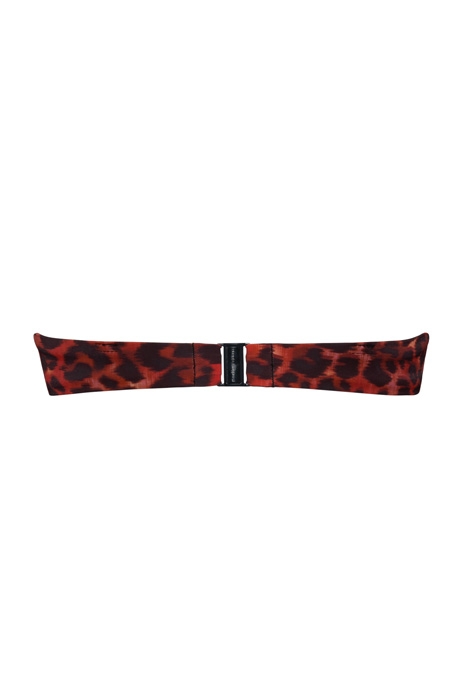 PANTHERA SMALLER CUP RANGE BLACK AND RED 3
