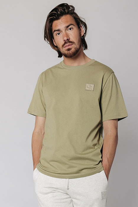 UNI PATCH BASIC TEE SOFT ARMY 1