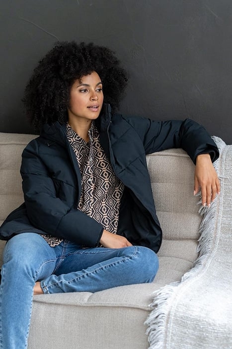 JACKET SHORT WITH HOOD BLACK 3